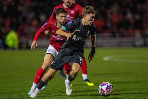 CREWE, ENGLAND - Tuesday, August 27, 2024: Liverpool's Tommy Piling battling for the ball during the English Football League Trophy Northern Group E match between Crewe Alexandra FC and Liverpool Under-21s at Gresty Road in Crewe. (Photo by Jayde Chamberlain/Propaganda)