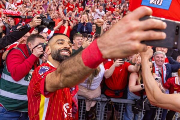 LIVERPOOL, ENGLAND - Sunday, April 27, 2025: Liverpool's Mohamed Salah takes a selfie for a supporter after winning the League Title after the FA Premier League match between Liverpool FC and Tottenham Hotspur FC at Anfield. Liverpool won 5-1. (Photo by David Rawcliffe/Propaganda)